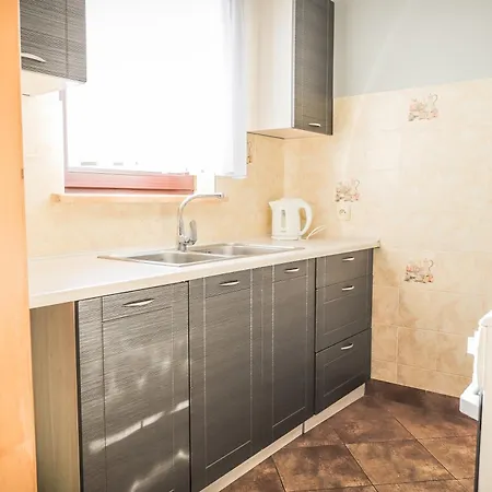 Pod Swierkami 팜스테이 *