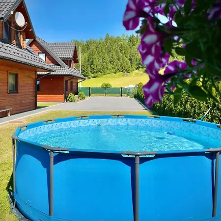 Pod Swierkami Farmház