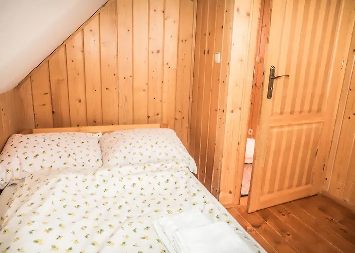 Pod Swierkami Kacwin